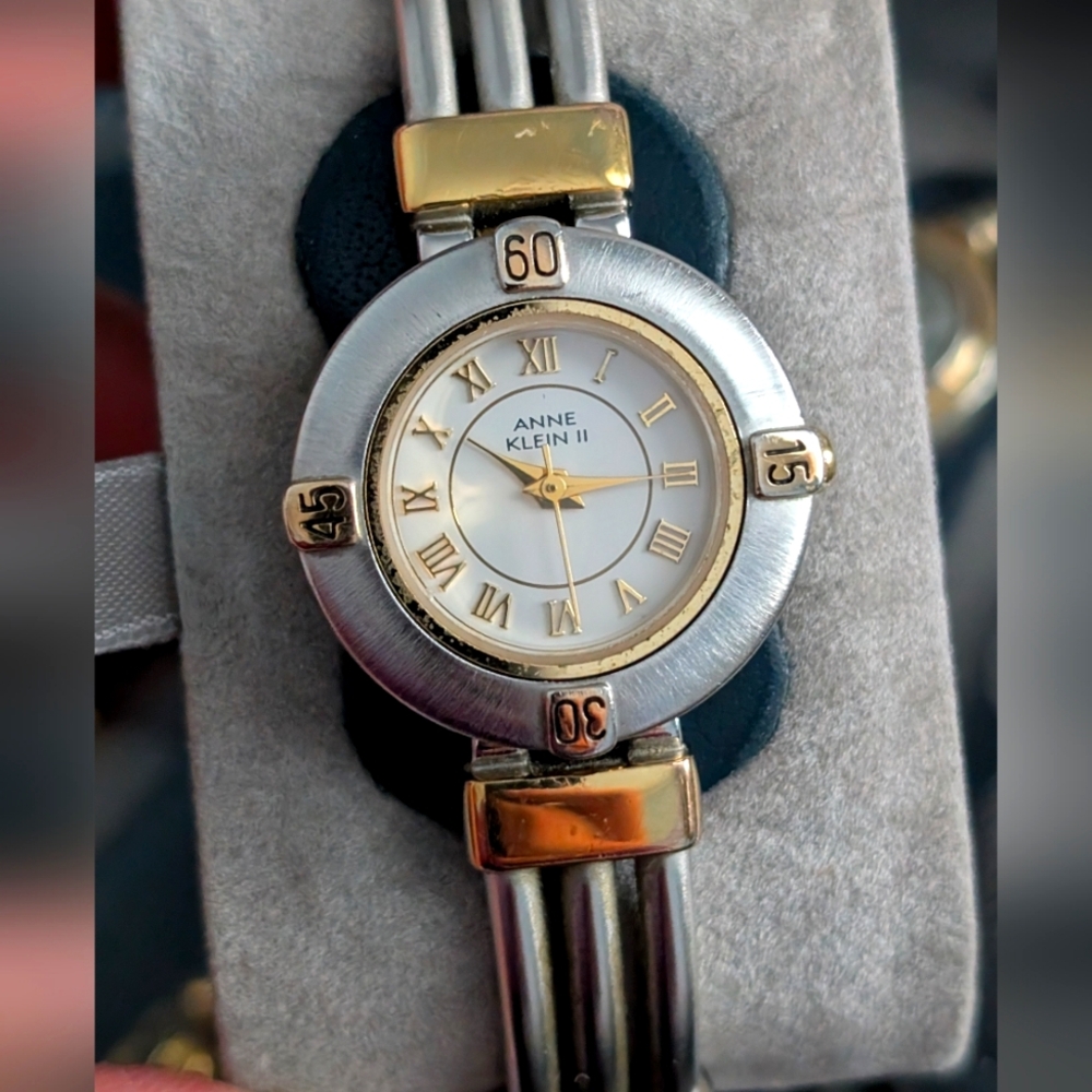Anne Klein Vintage Watch‎
